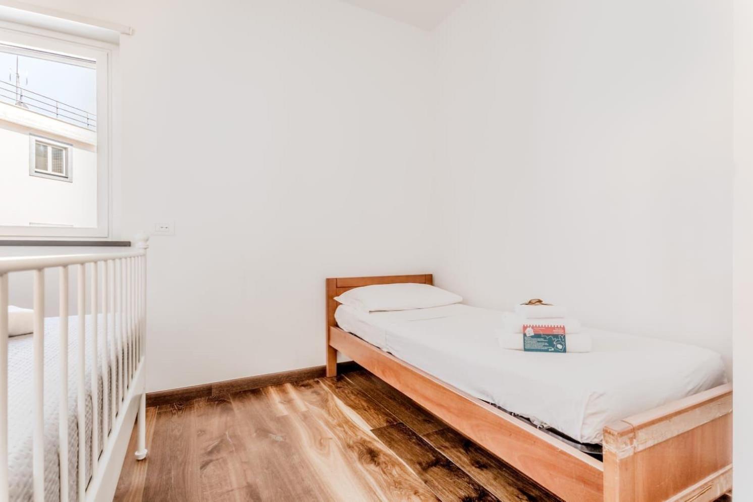 Monteverde Sunny Apartment Рим Екстериор снимка